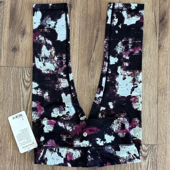 lululemon athletica Pants - NWT Lululemon Wunder Under Crop III Kara Blossom Leggings Size 6